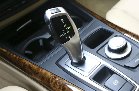 汽配產品貼防偽標簽對品牌防偽比較重要-北京赤坤防偽公司